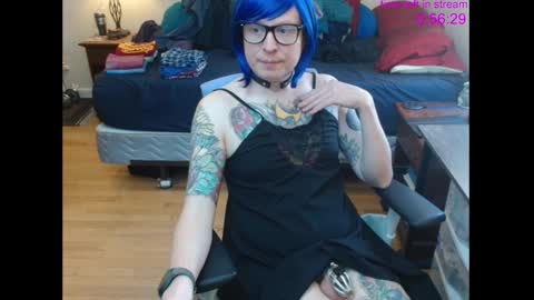 Snapshot of beckyking chatting on 2, 3, 2025 BeckyKinkg online show from 2, 3, 2025
