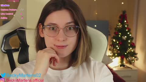 BeckyMartens come join me on    while im offline here  online show from 25, 12, 2024