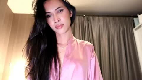 bee_thai online show from 15, 7, 2026