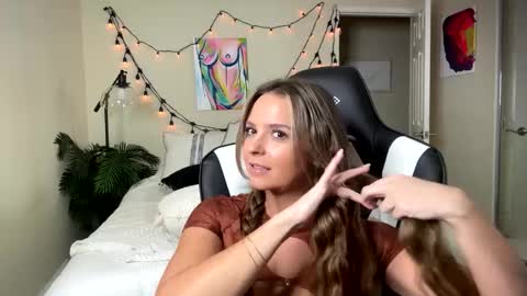 Snapshot of befxckingnice chatting on 6, 1, 2025 all links here online show from 6, 1, 2025