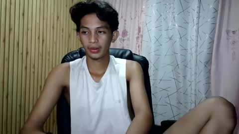 Snapshot of bejjs_08 chatting on 8, 4, 2026 brandonjames online show from 8, 4, 2026