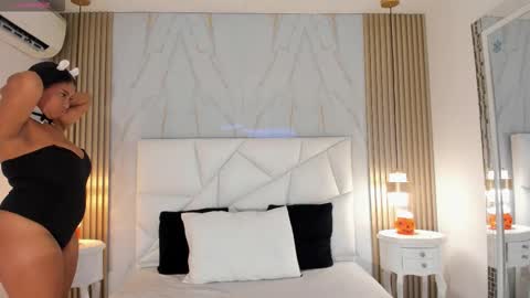 Snapshot of belacampbell chatting on 10, 10, 2025 Bela online show from 10, 10, 2025