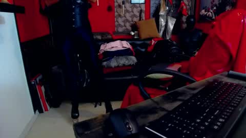 BelatrixDomme online show from 10, 7, 2026