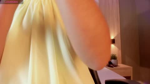 Bella cam online show from 25, 4, 2026