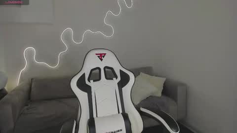 Hi I am Bella online show from 13, 3, 2026