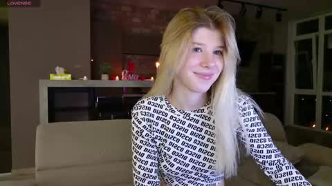 Bella online show from 10, 3, 2025