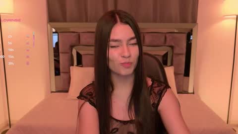 Bella  online show from 20, 12, 2025