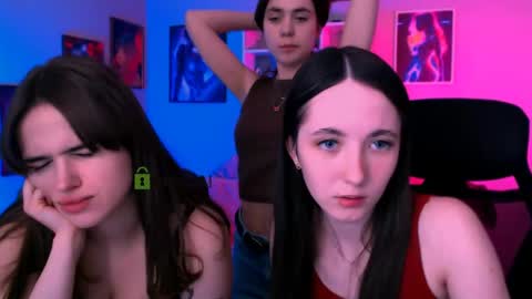 Bella online show from 11, 5, 2026