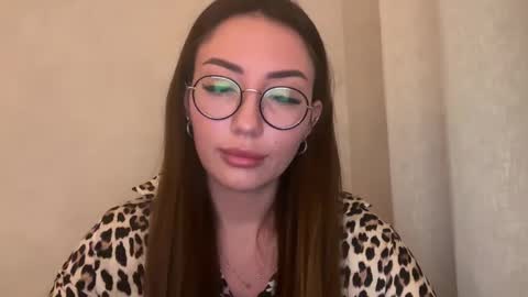 bella_foxxi online show from 27, 12, 2024