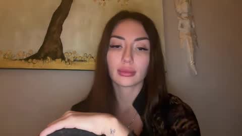 bella_foxxi online show from 3, 1, 2025