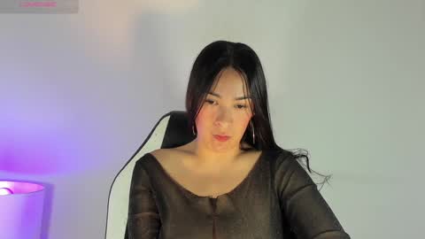 Laura online show from 8, 2, 2025