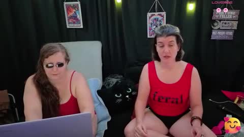 Snapshot of bella_james_1988 chatting on 14, 11, 2025 Bella James online show from 14, 11, 2025