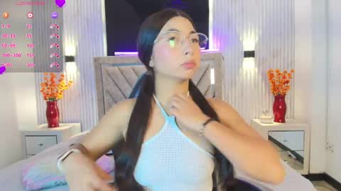 bella_martini_ online show from 17, 4, 2026