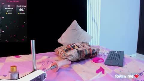 Snapshot of bella_moonlight_cr chatting on 14, 1, 2026 BELLA online show from 14, 1, 2026