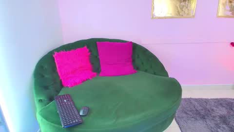 Snapshot of bella_moonlight_cr chatting on 15, 1, 2026 BELLA online show from 15, 1, 2026