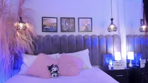 bella_peach_ online show from 23, 4, 2026