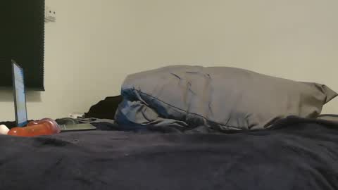 Snapshot of bella_sexy_feet chatting on 9, 2, 2025 bella_sexy_feet online show from 9, 2, 2025