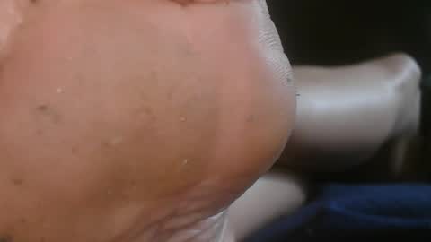 Snapshot of bella_sexy_feet chatting on 26, 2, 2025 bella_sexy_feet online show from 26, 2, 2025