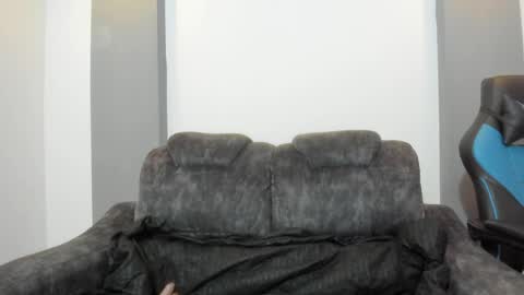 Snapshot of bella_sumers chatting on 8, 5, 2026 Bella online show from 8, 5, 2026