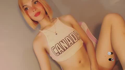 Snapshot of bella_tara chatting on 17, 12, 2024 Bella online show from 17, 12, 2024