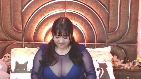 Snapshot of bella_taylor_a chatting on 6, 10, 2025 Bella Taylore online show from 6, 10, 2025