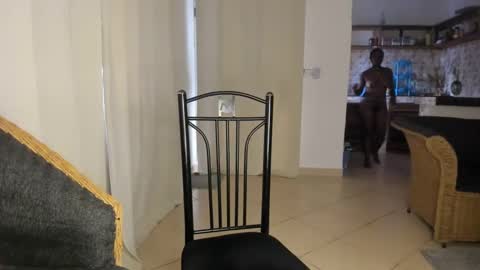 Bella sweetpea online show from 19, 2, 2025