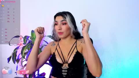 Bella online show from 6, 12, 2024