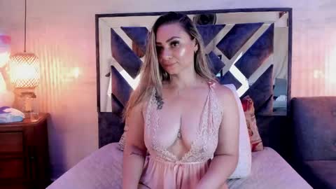 bella_volup online show from 25, 4, 2026