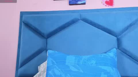 Snapshot of bellaarossy chatting on 27, 5, 2026 Bella online show from 27, 5, 2026