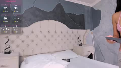 Snapshot of bellaastorm chatting on 4, 10, 2025 bellaastorm online show from 4, 10, 2025