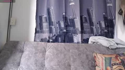 Bella Baker online show from 30, 9, 2025