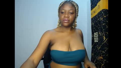 Snapshot of bellababy7 chatting on 30, 4, 2026 bella online show from 30, 4, 2026