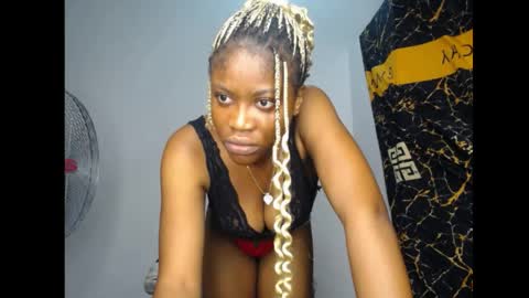 Snapshot of bellababy7 chatting on 17, 5, 2026 bella online show from 17, 5, 2026