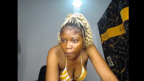 Snapshot of bellababy7 chatting on 20, 5, 2026 bella online show from 20, 5, 2026