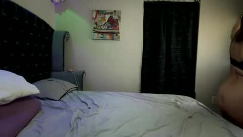 Snapshot of bellabeanz chatting on 1, 3, 2026 Roxy Rain online show from 1, 3, 2026