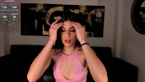 Snapshot of bellaconnor_ chatting on 19, 11, 2025 Bella online show from 19, 11, 2025