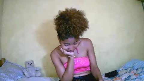 Snapshot of bellaena chatting on 9, 10, 2025 bellaena online show from 9, 10, 2025