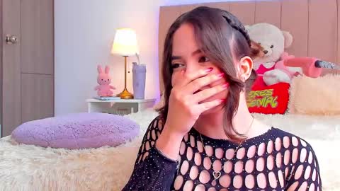 Snapshot of bellafontana chatting on 24, 11, 2025 BellaFontana online show from 24, 11, 2025