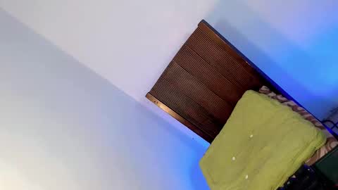 Snapshot of bellafucks1 chatting on 9, 11, 2025 Bella rowt online show from 9, 11, 2025