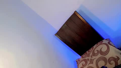 Snapshot of bellafucks1 chatting on 12, 11, 2025 Bella rowt online show from 12, 11, 2025