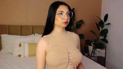 Snapshot of bellahere chatting on 3, 6, 2026 Diana online show from 3, 6, 2026