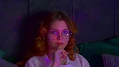 BellaMarebelle online show from 10, 10, 2025