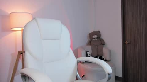 Bella Mia online show from 10, 2, 2026