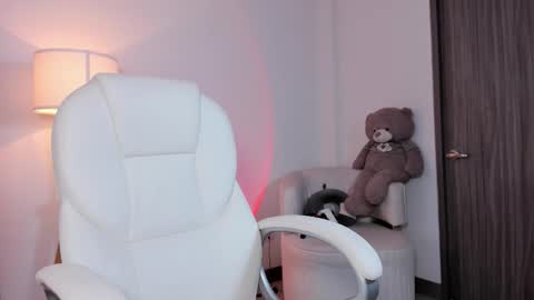 Bella Mia online show from 23, 2, 2026