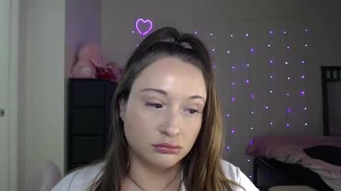 Bella Monroe online show from 17, 1, 2025