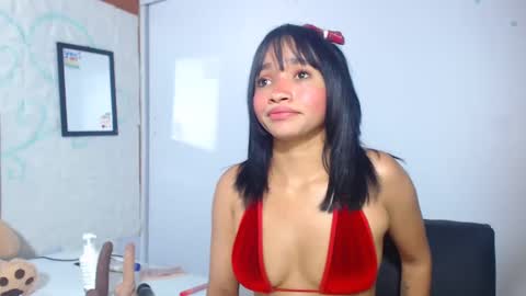 Snapshot of bellamy_sweet chatting on 26, 1, 2025 bellamy online show from 26, 1, 2025