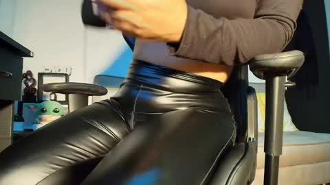 Camille  online show from 9, 2, 2025