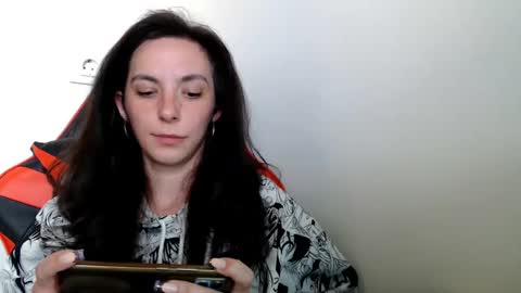 Snapshot of bellaqueen0701 chatting on 4, 3, 2025 bellaqueen0701 online show from 4, 3, 2025