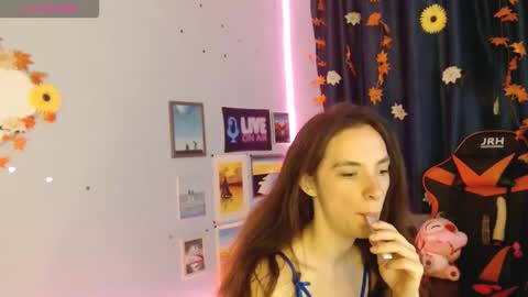 Snapshot of bellaqueen0701 chatting on 28, 9, 2025 bellaqueen0701 online show from 28, 9, 2025