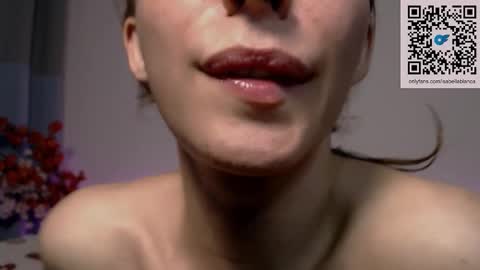 Snapshot of bellaqueen0701 chatting on 9, 2, 2026 bellaqueen0701 online show from 9, 2, 2026